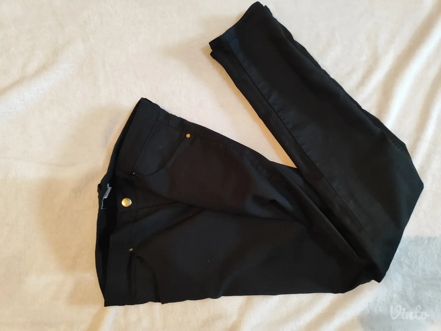 Crne skinny pantalone