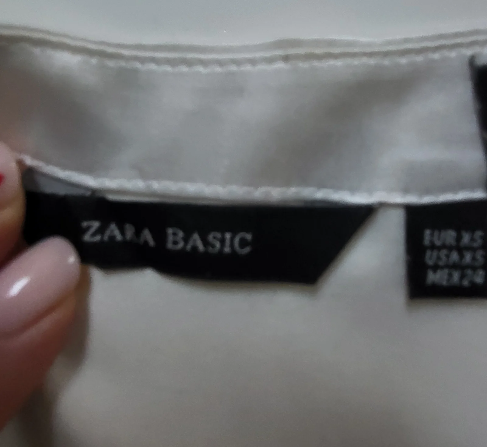 Zara bluzica