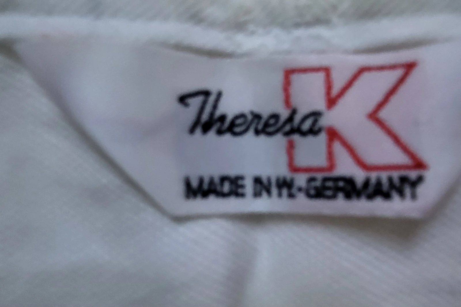 Theresa K bluza