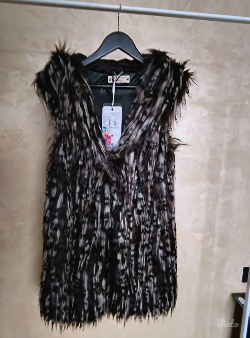 P....S.... krzneni prsluk