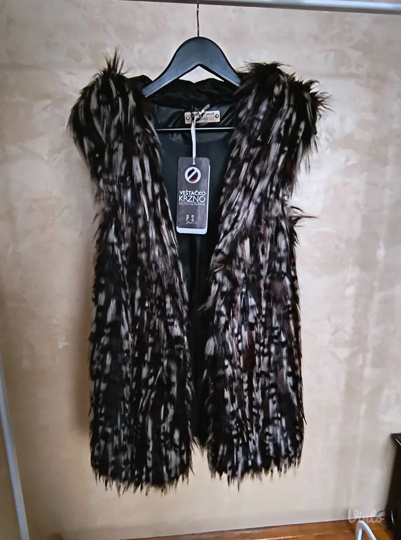 P....S.... krzneni prsluk