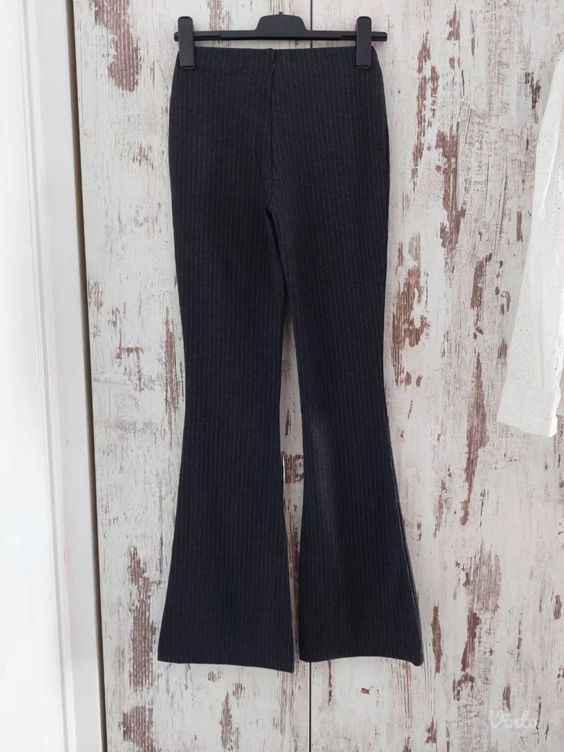 Zara flare pantalone sa etiketom