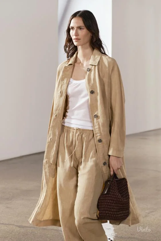 Zara lepršavi trench mantil