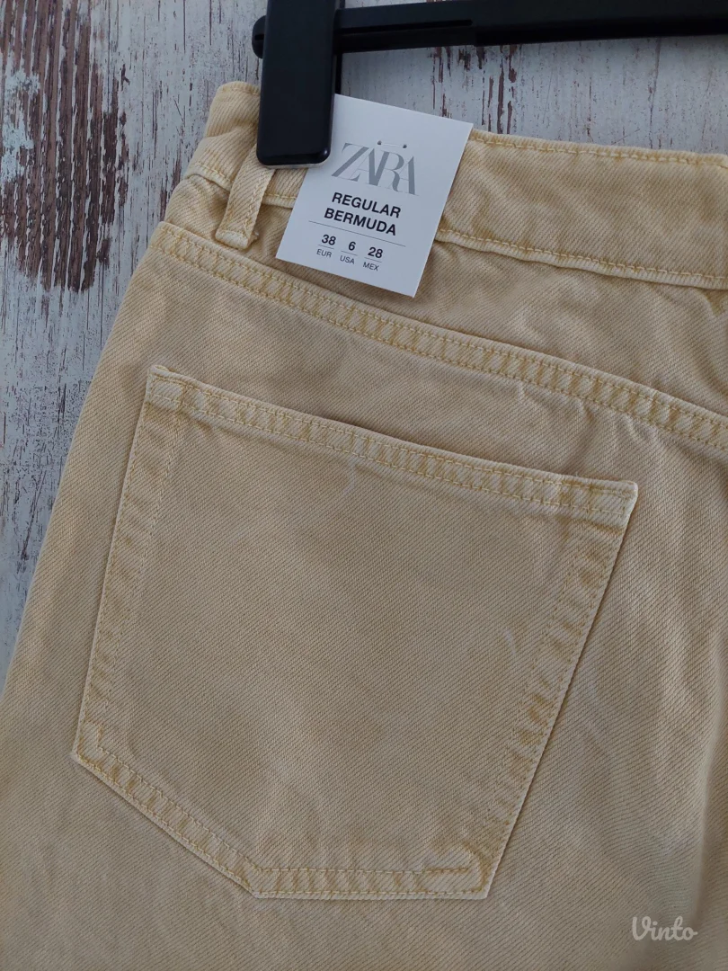 Zara žute bermude
