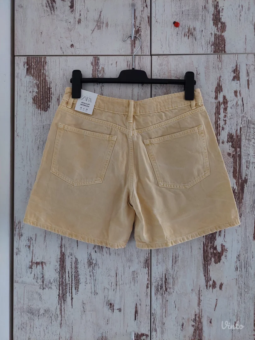 Zara žute bermude