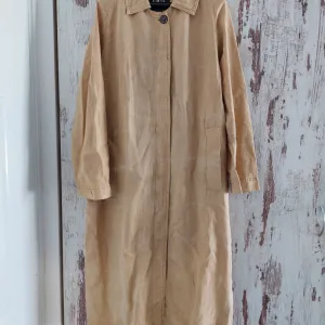 Zara lepršavi trench mantil