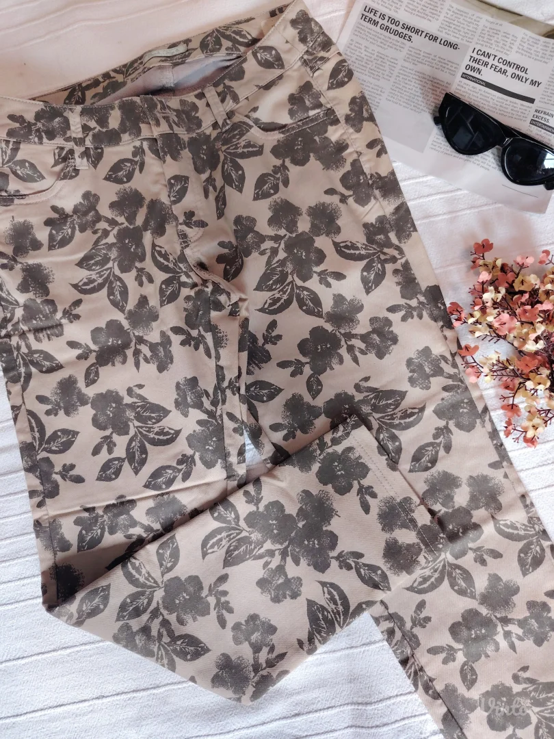 Pantalone sa printom