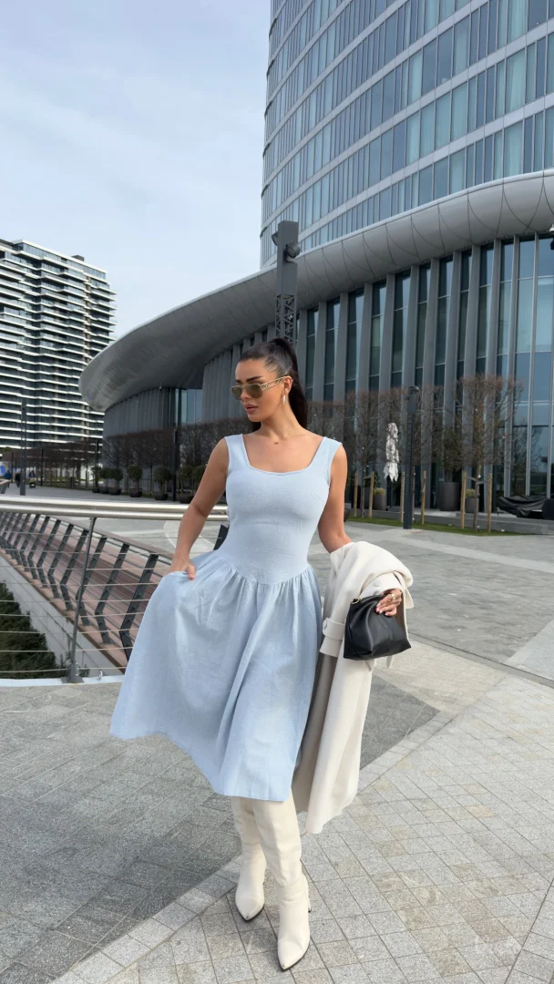 Plava haljina sve veličine imaju