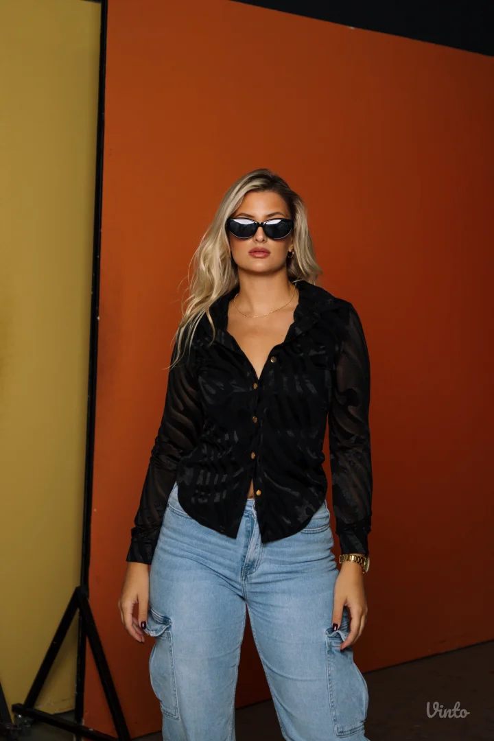 Crna print kosulja sa postavom