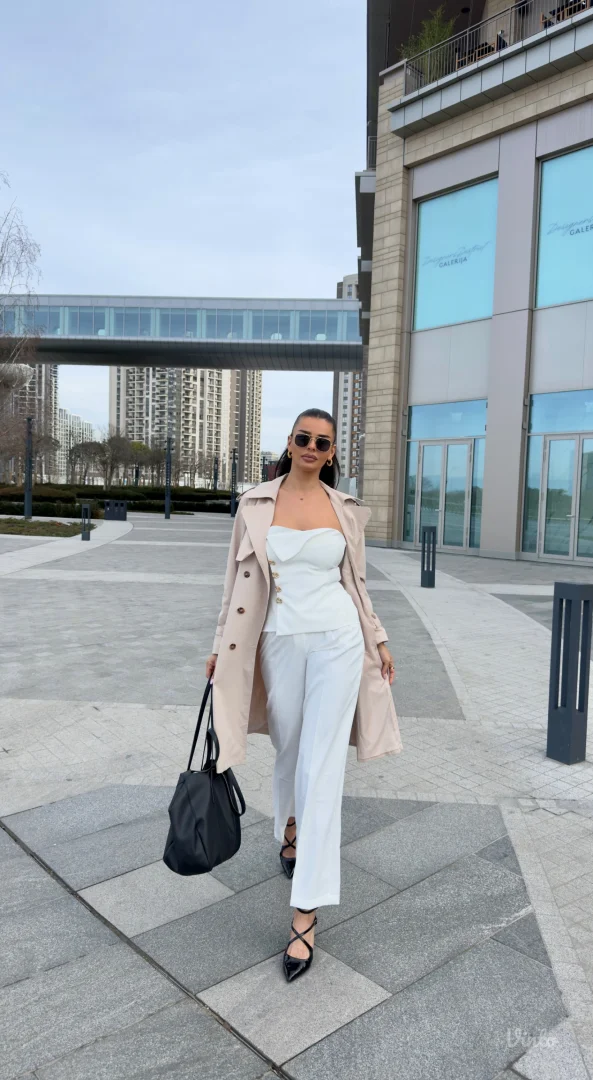 Bež mantil s/m i m/l