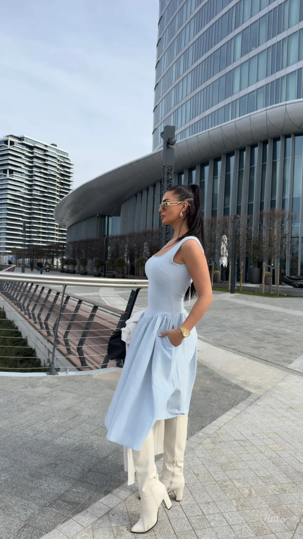 Plava haljina sve veličine imaju