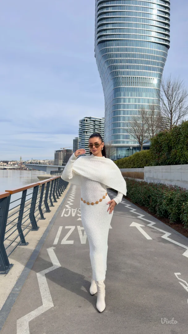 Beli pleteni komplet haljina dugih rukava i kardigan