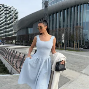 Plava haljina sve veličine imaju