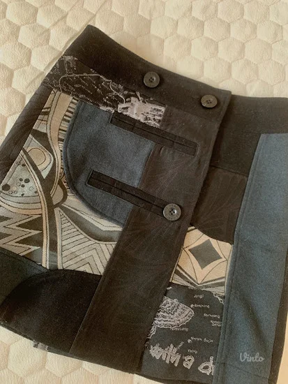 Desigual zimska suknja