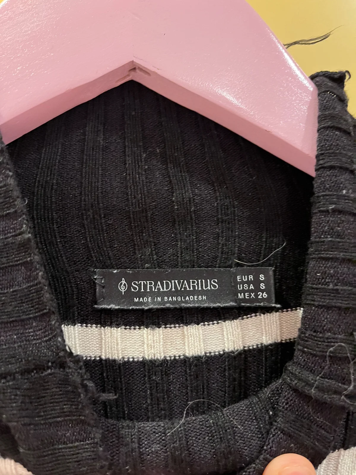Stradivarius crna rolka