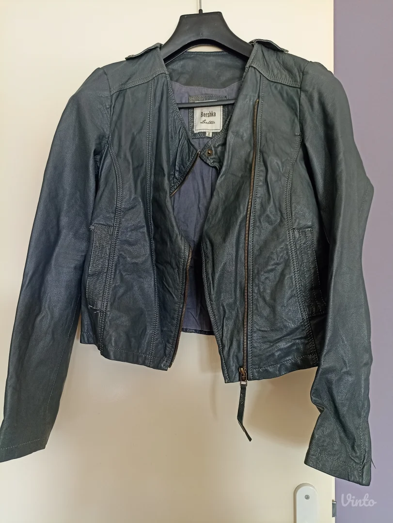 Bershka Jaknica