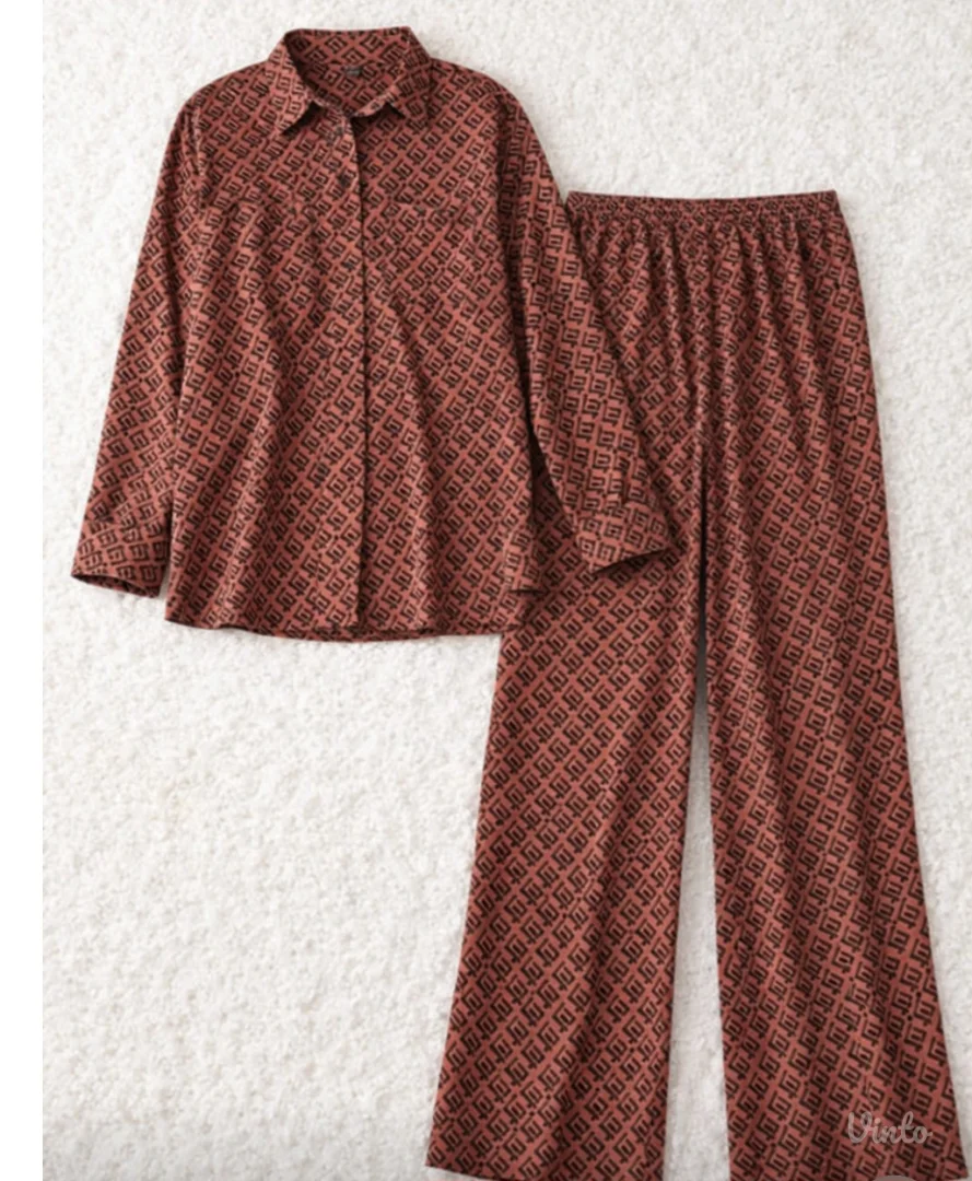 KOMPLET pantalone i kosulja L