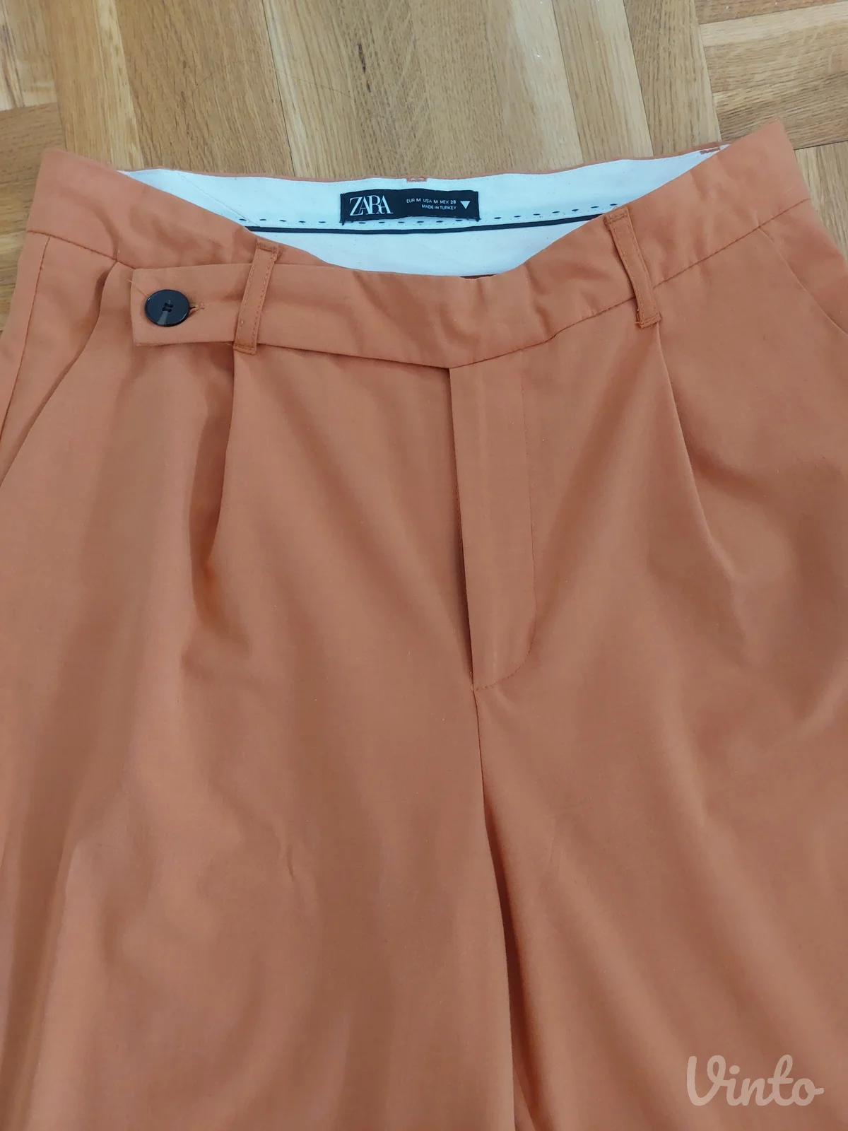 Zara pantalone M
