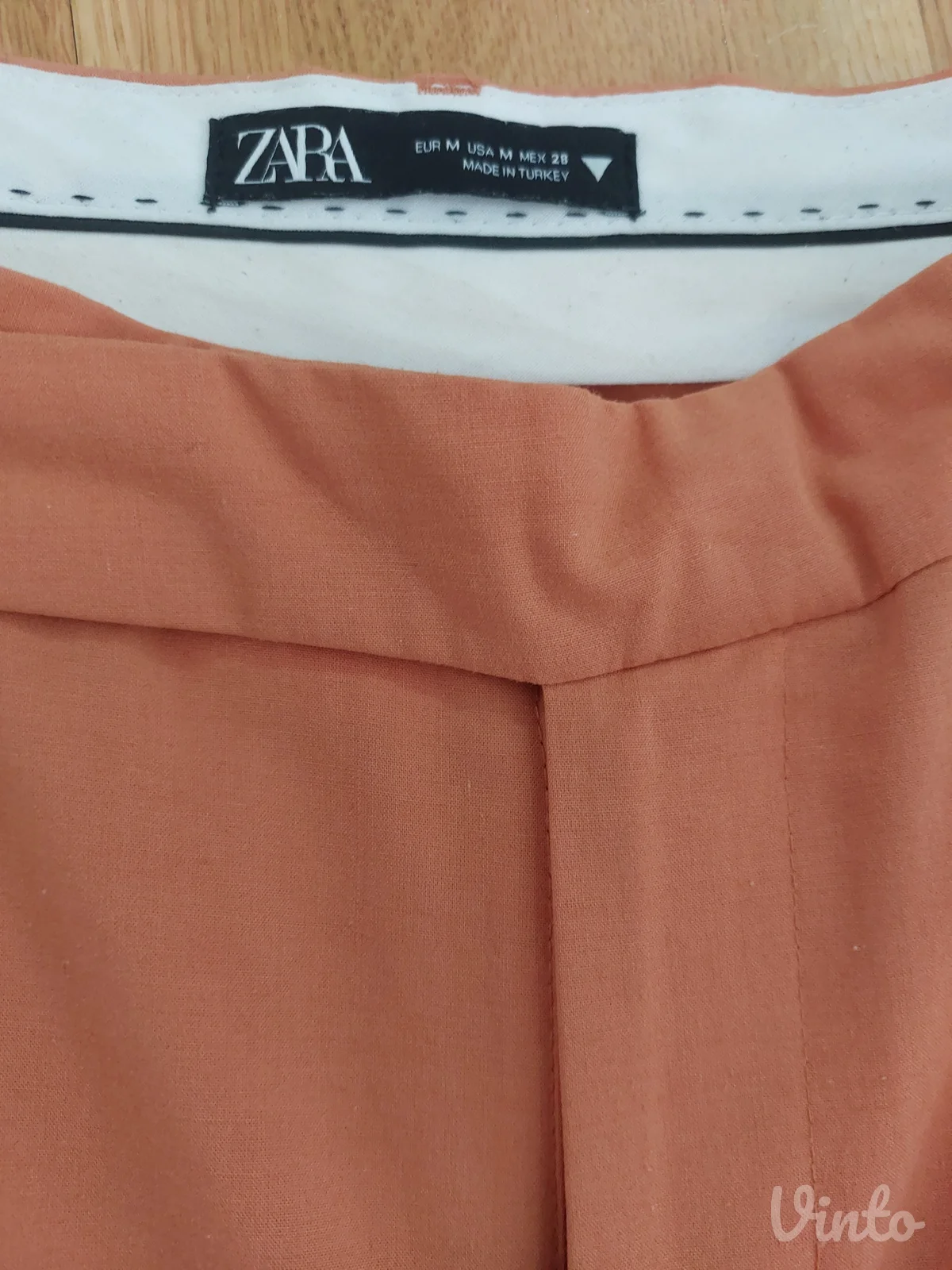 Zara pantalone M