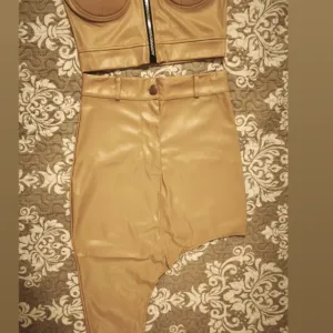 Komplet eko koža bež