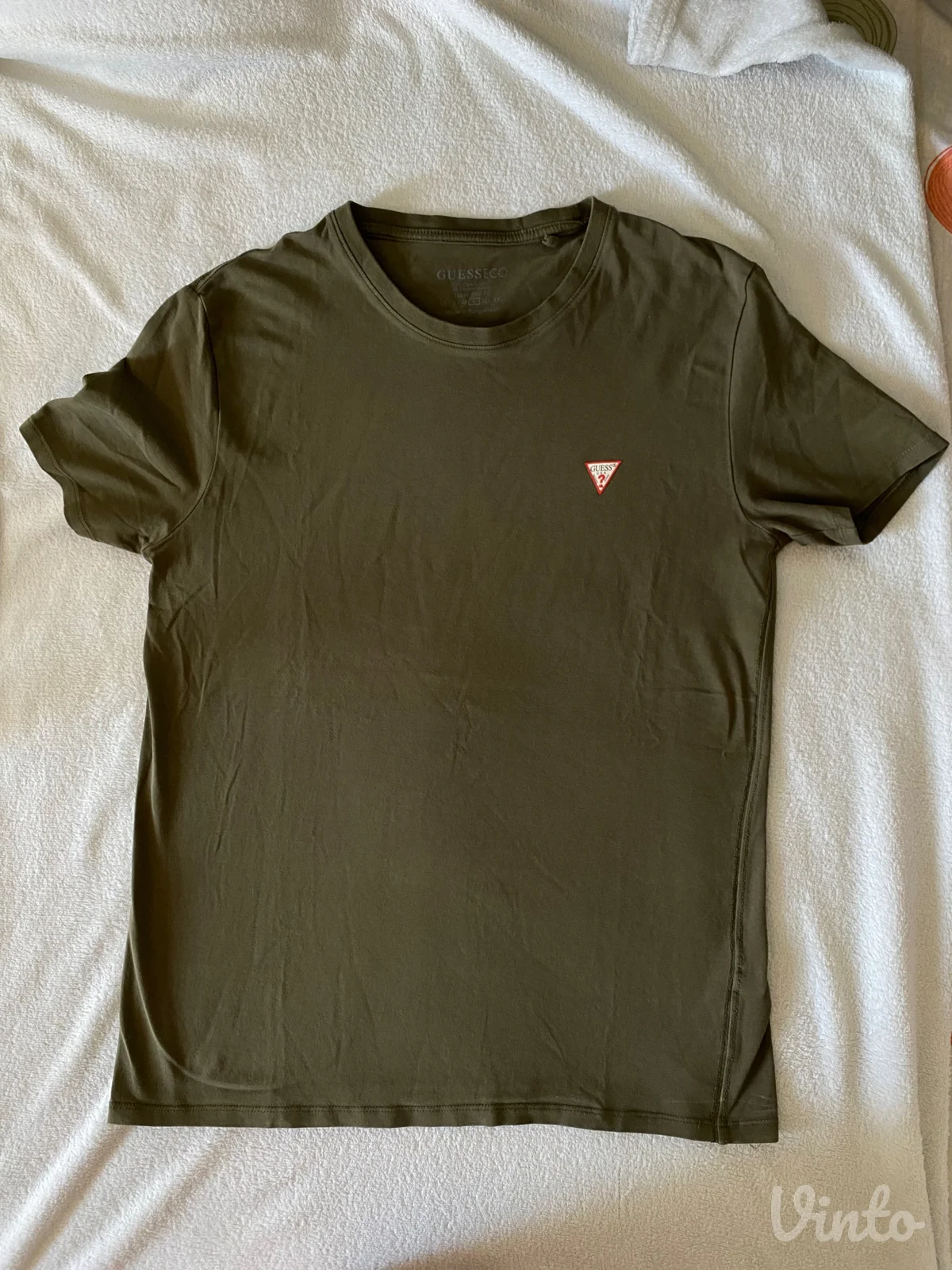 Original kao nova Guess muska majica L velicina