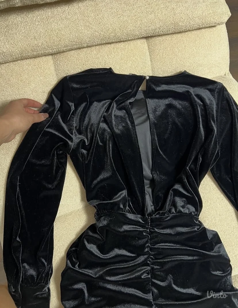 Zara plisana haljina