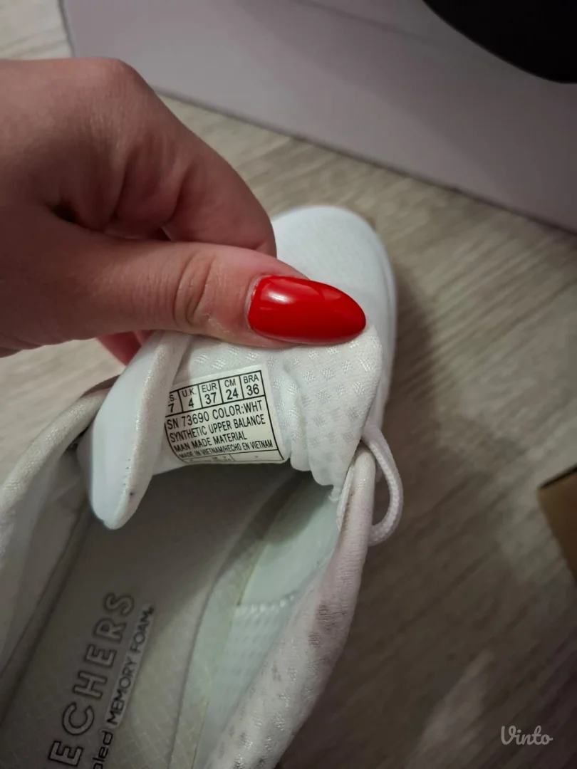 Skechers zenske patike u odlicnom stanju