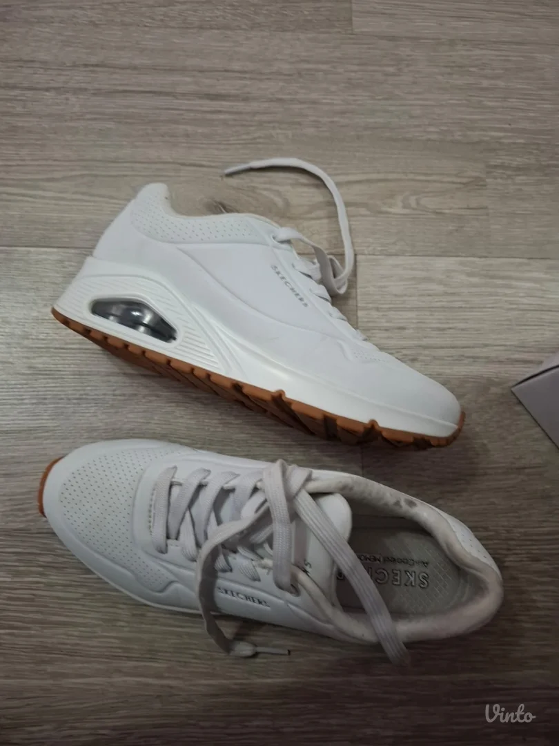 Skechers zenske patike u odlicnom stanju