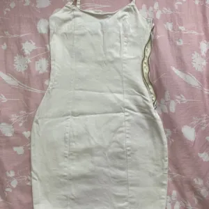 H&M haljina tekses