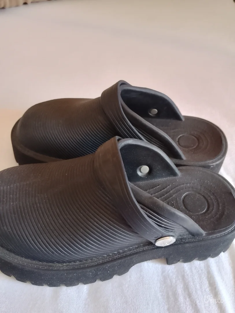 X.V.L SOFT & STRONG Papuce