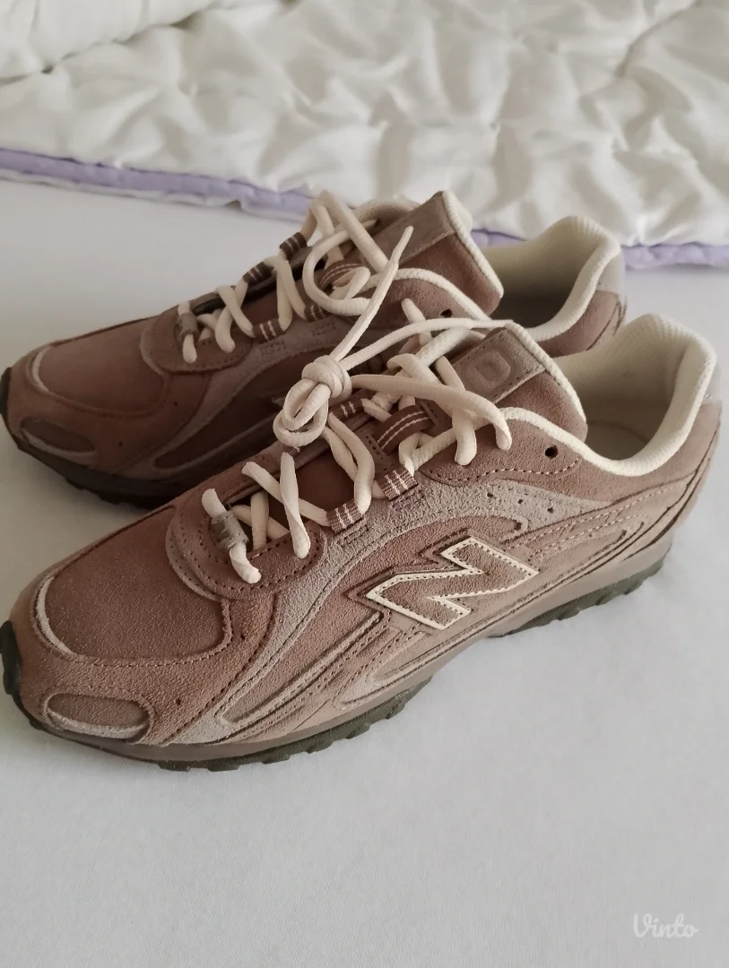 New Balance mushroom arid stone patike