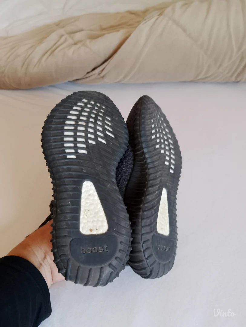 Adidas Yeezy boost