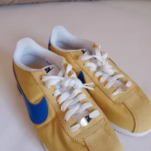 Patike Nike Cortes
