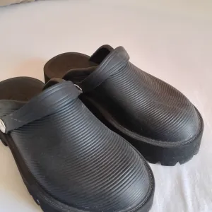 X.V.L SOFT & STRONG Papuce