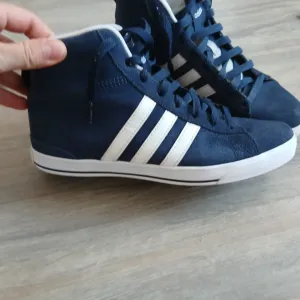 Adidas zenske patike