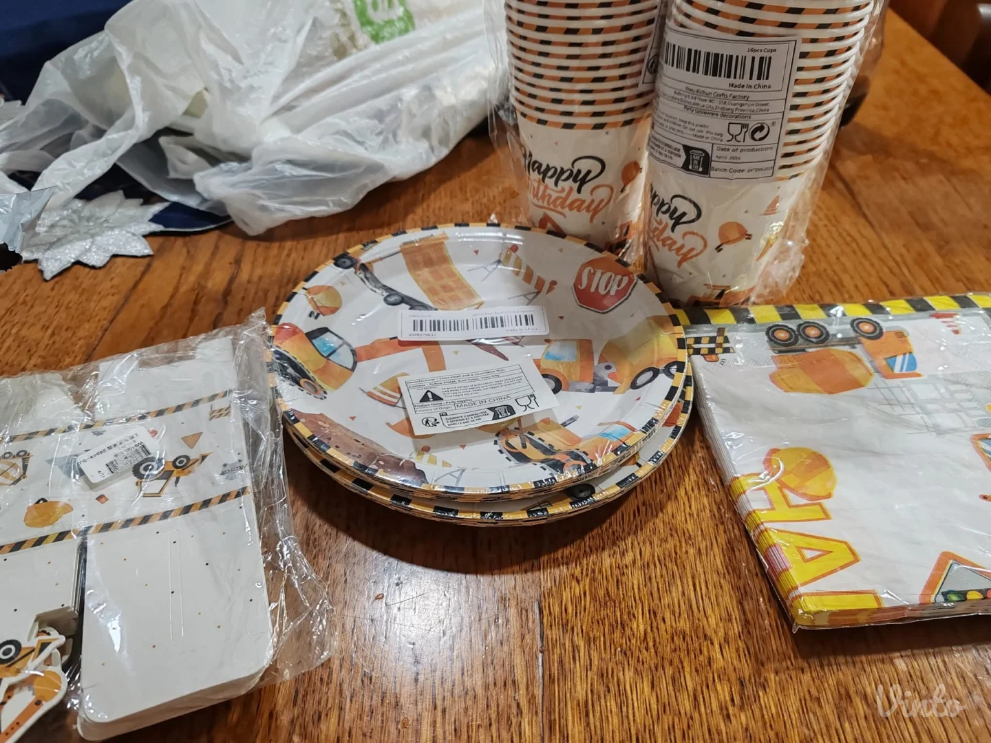 Set za rodjendan Bager