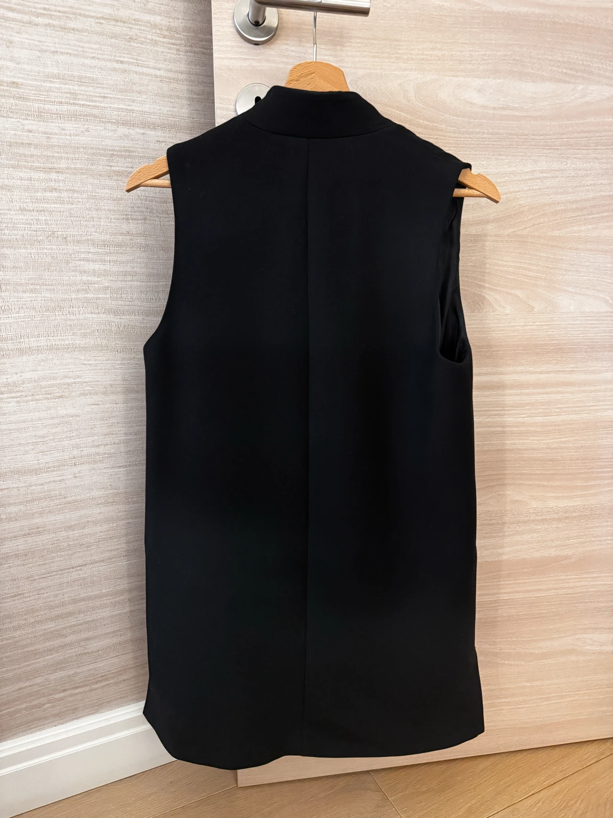 ZARA Basic dugi crni prsluk vel 34 (XS / S)