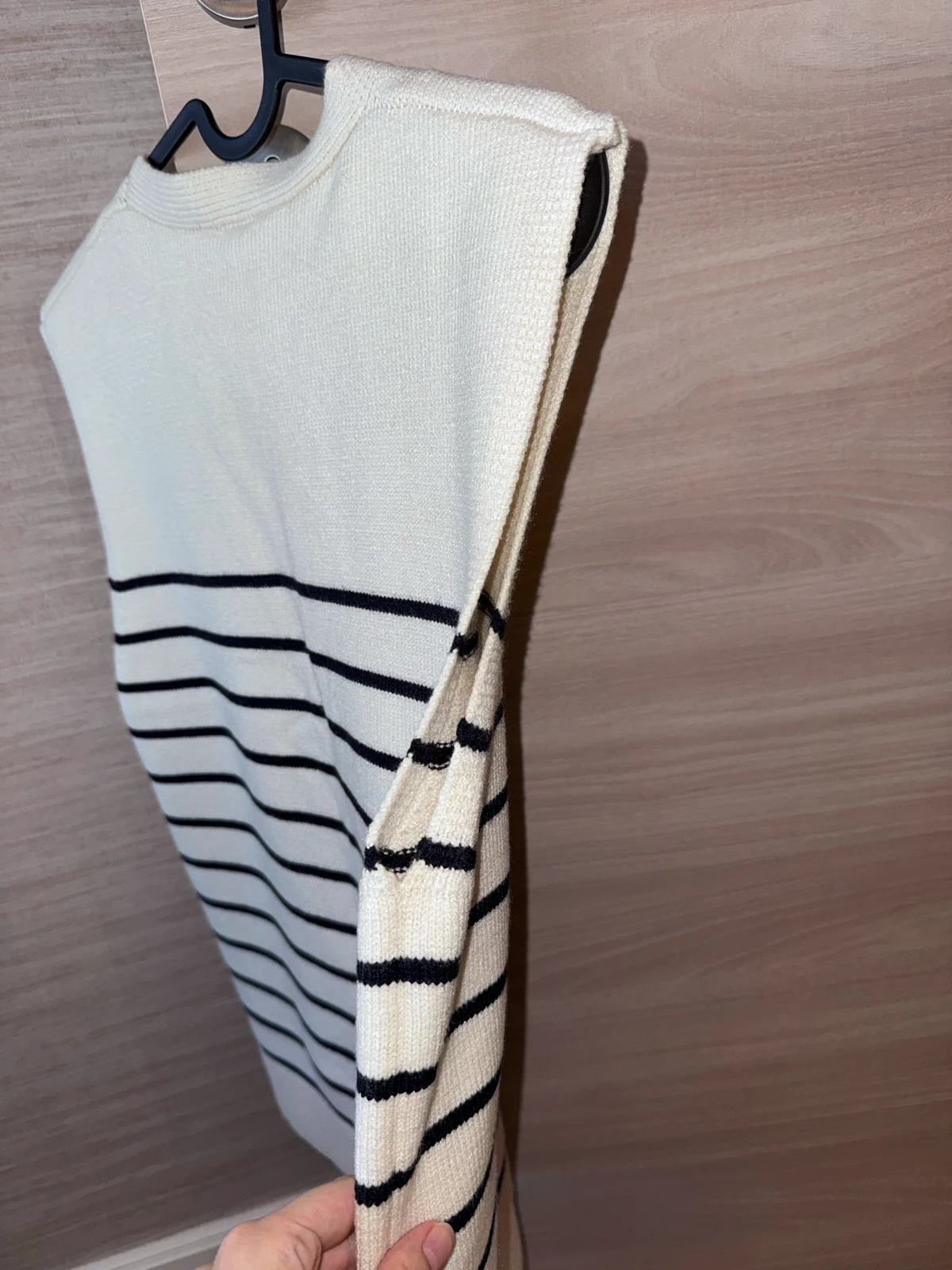 NOVO ZARA pleteni top na pruge