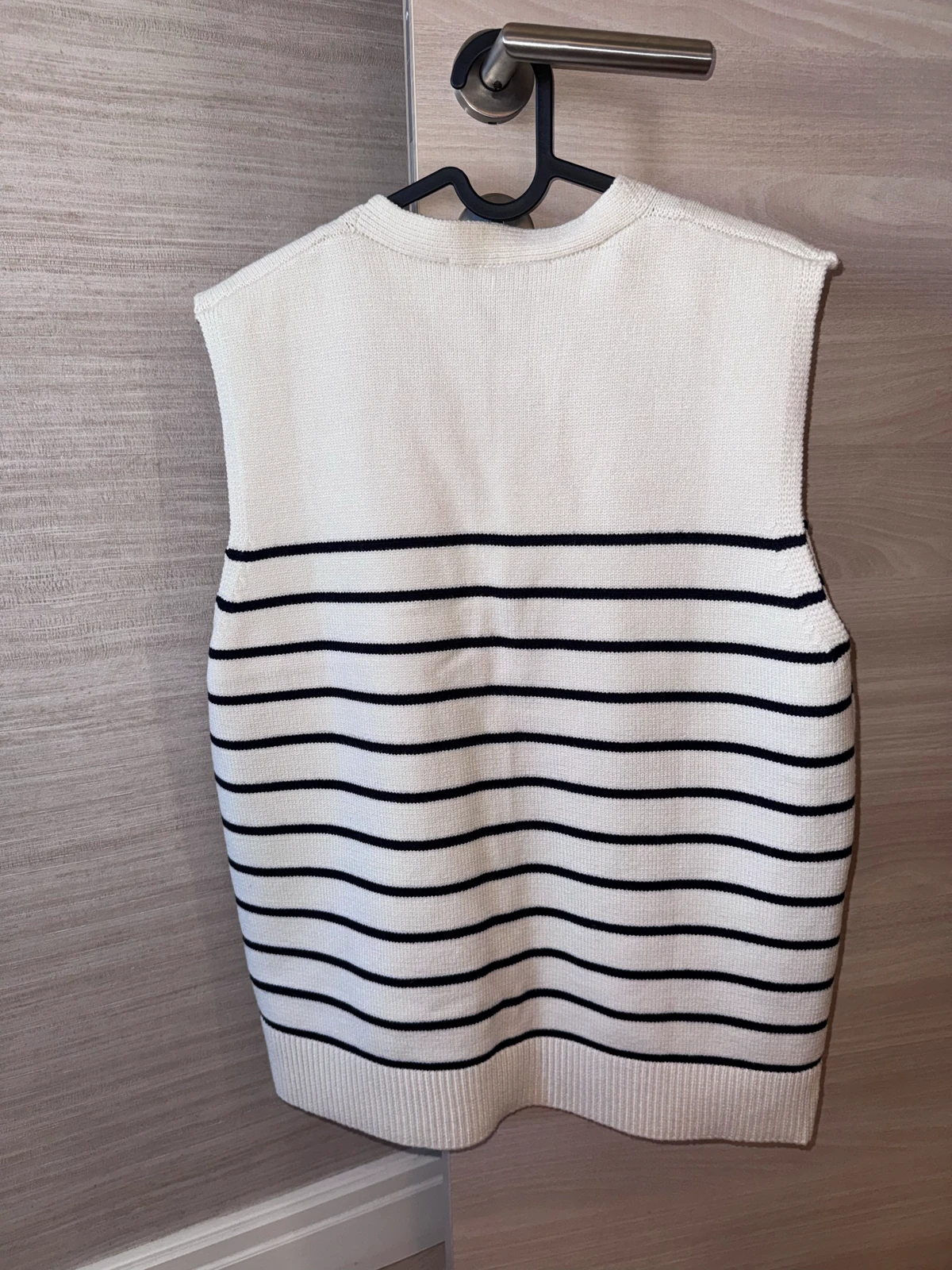 NOVO ZARA pleteni top na pruge