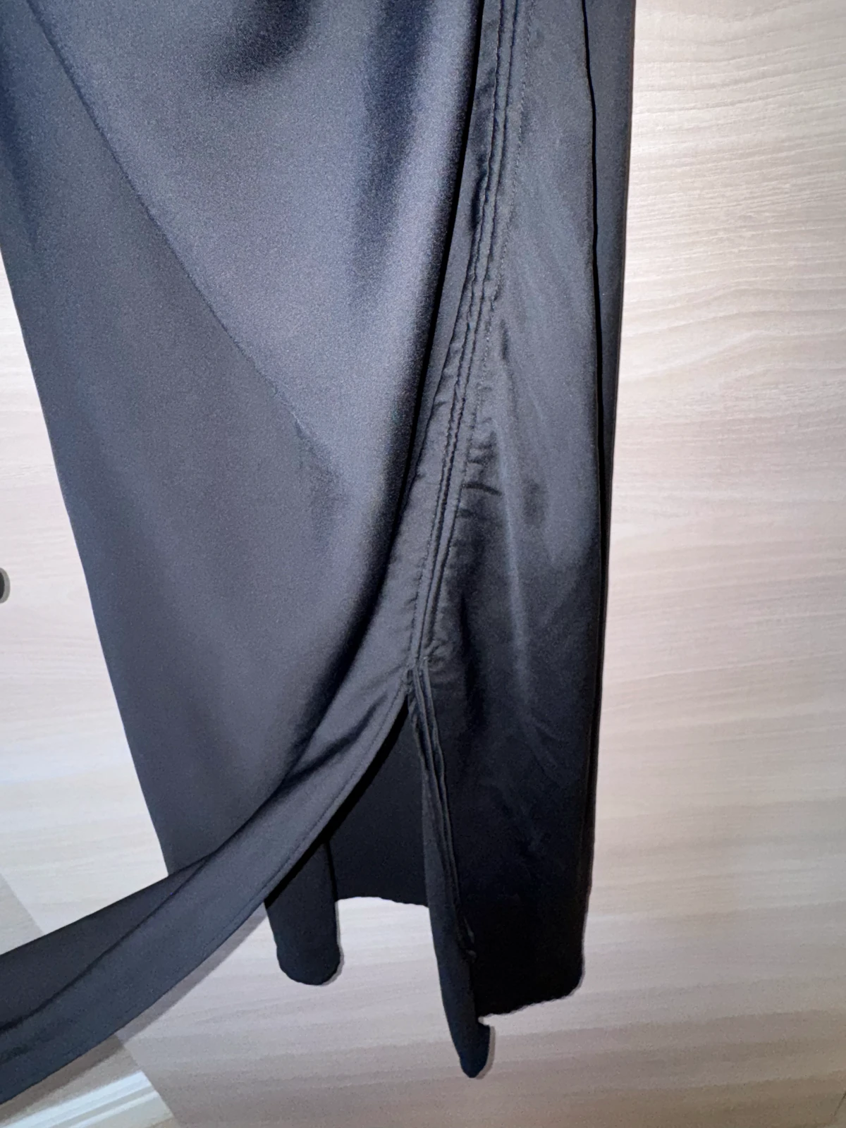 ZARA duga crna elegantna haljina na podešavanje