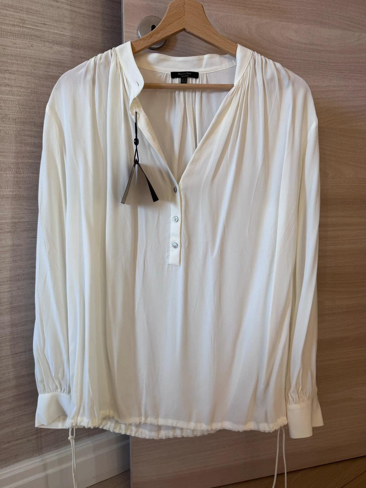 NOVO SA ETIKETOM Massimo Dutti bela bluza vel XS