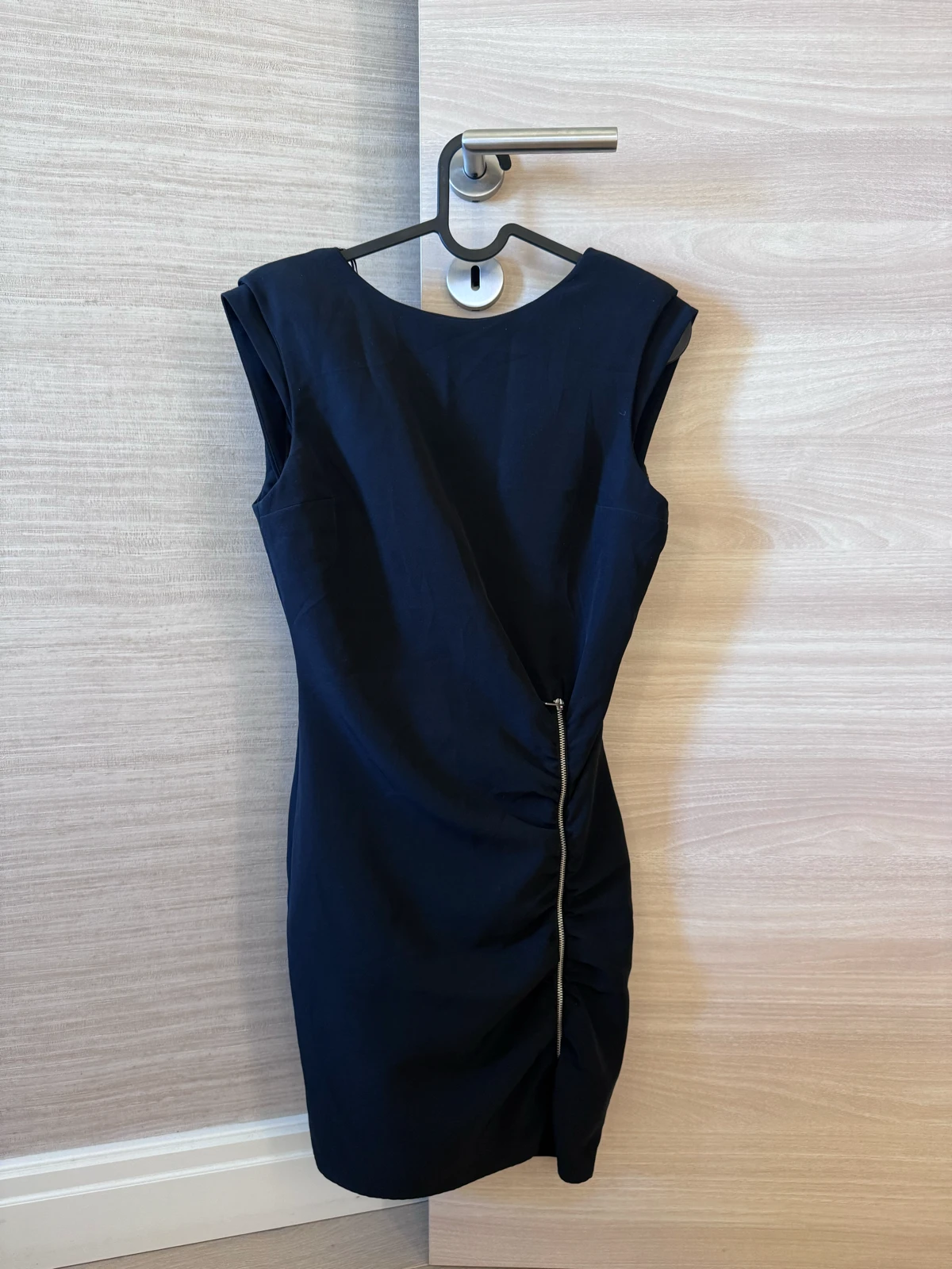 ZARA elegantna crna bodycon haljina XS