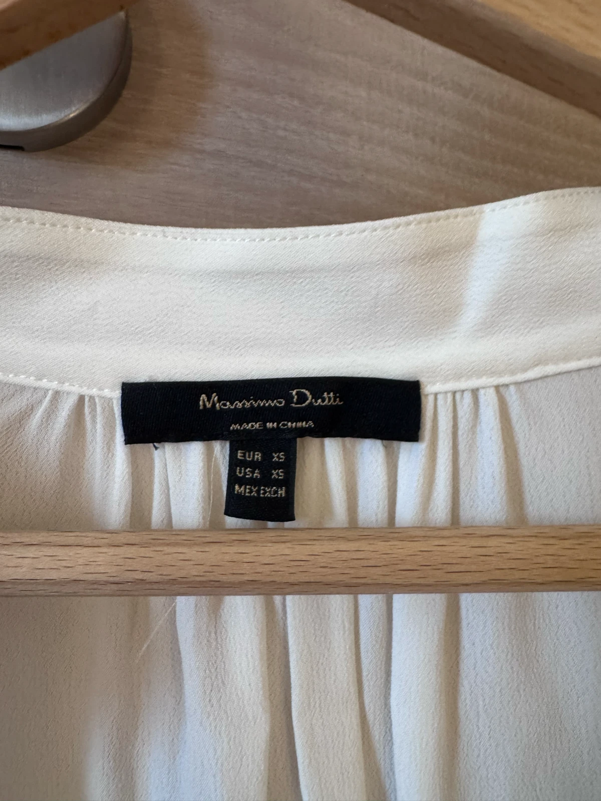 NOVO SA ETIKETOM Massimo Dutti bela bluza vel XS