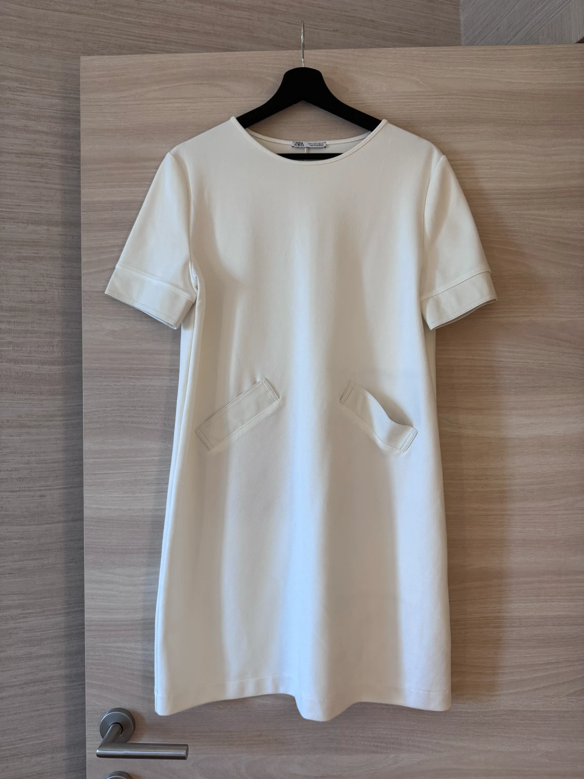 ZARA teksturisana deblja haljina M