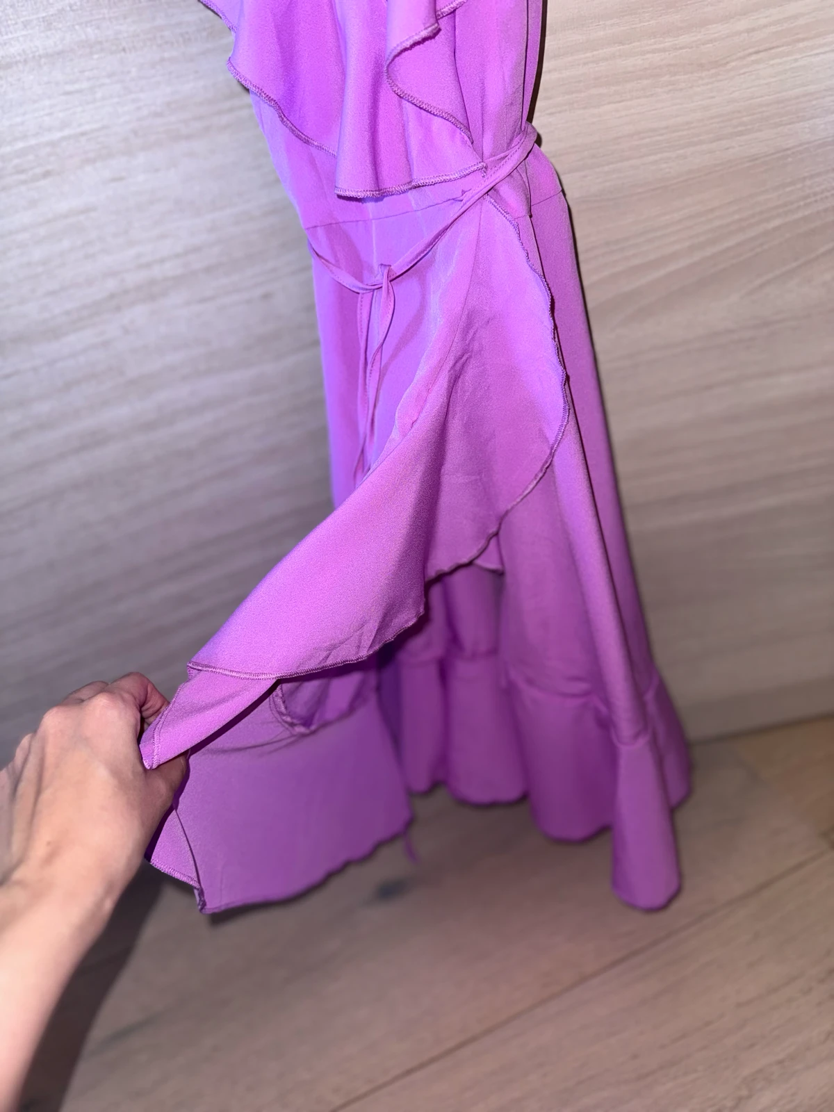 Vero Moda lepršava karner haljina