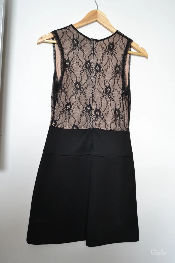 Crna svečana haljina sa čipkom vel 36