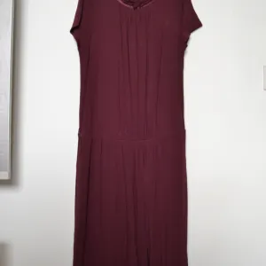 Max&Co bordo haljina vel 38