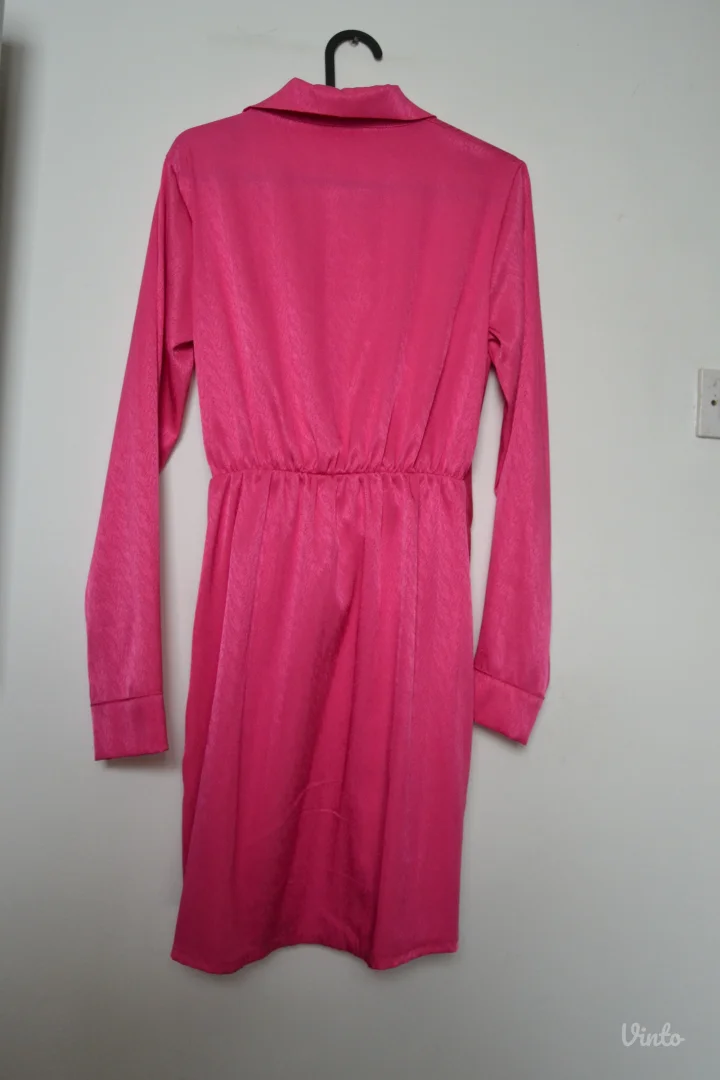 Roze svečana haljina