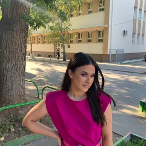 Nova haljina jednom obucena