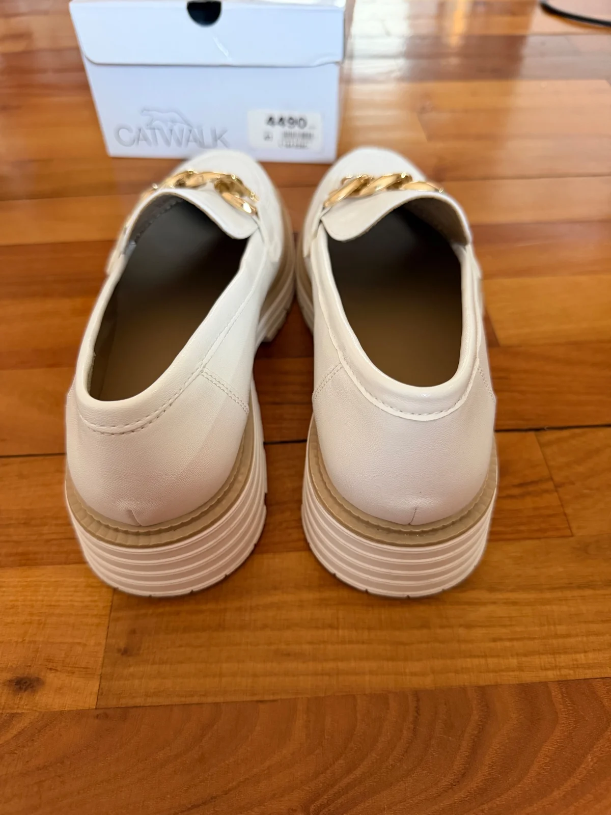 Krem-bele loafers 41 (mokasine, lofersice, loafersice)